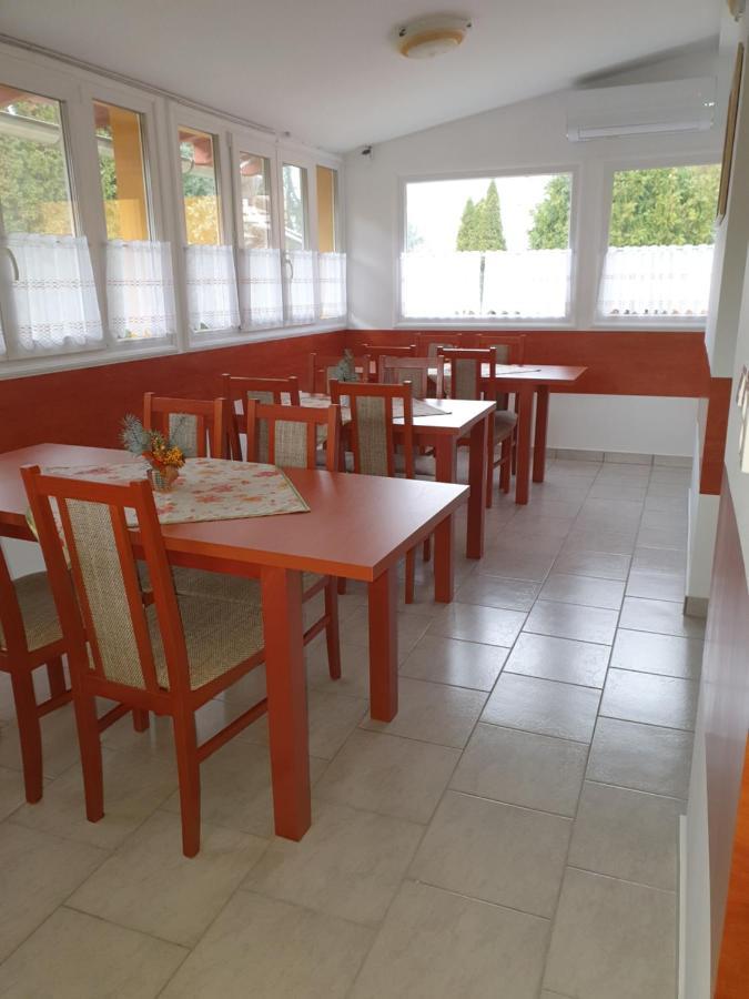 Gala Panzio Otel Simontornya Dış mekan fotoğraf