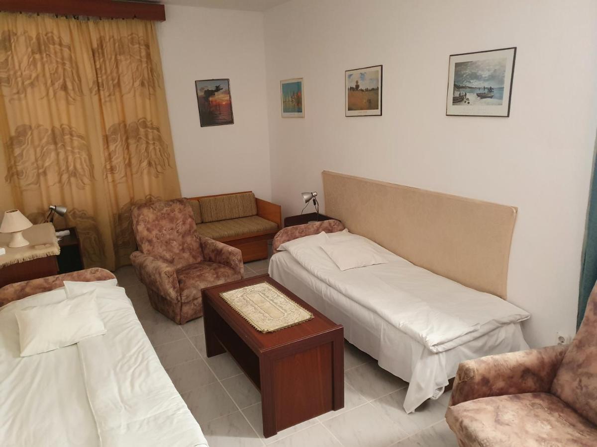 Gala Panzio Otel Simontornya Dış mekan fotoğraf